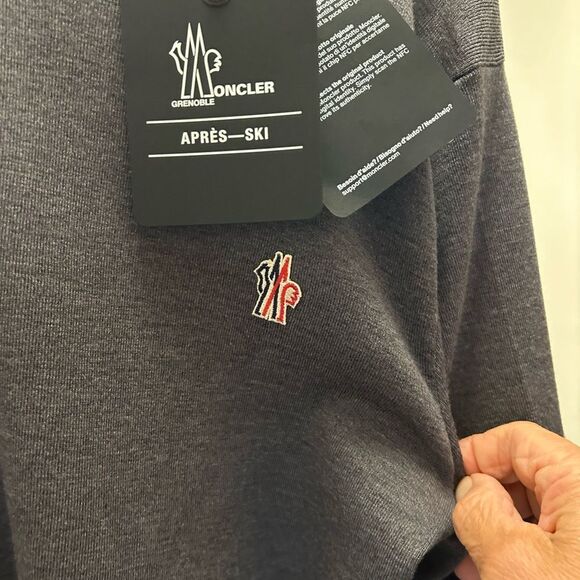 Men's Moncler Grenoble apres-ski crew knit sweater size medium NWT - Picture 4 of 10